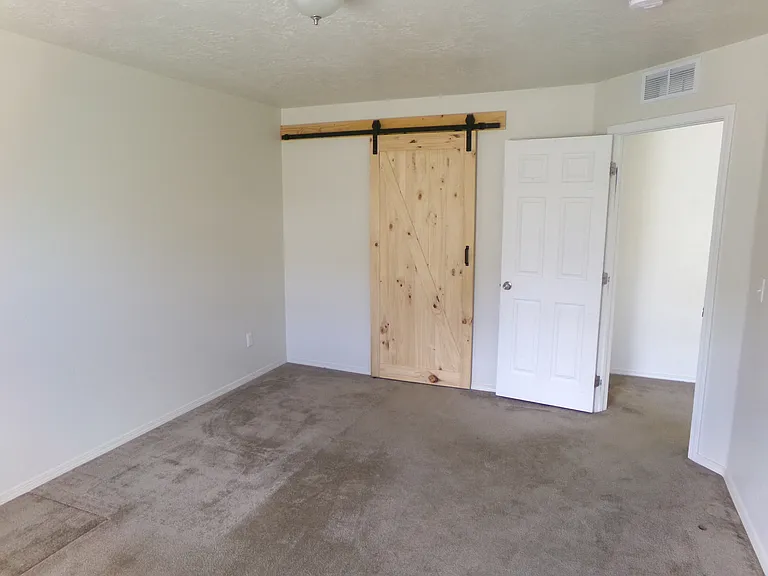 9715 Stonewood Dr — Photo 19