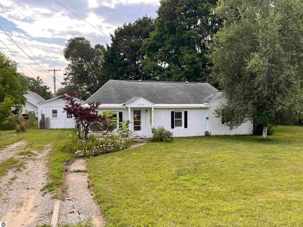 2076 West St, Central Lake, MI 49622