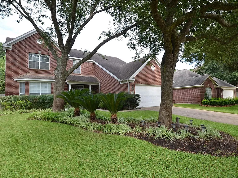 1218 Irish Mist Ct — Photo 3