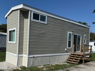 1 Linda Ln, Pahokee, FL 33476