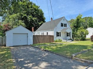 4 Garden St, Cumberland, RI 02864