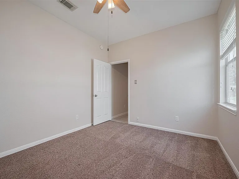 21406 Rioja Bluff Ln — Photo 24