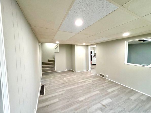 221 Hilltop Ct #2