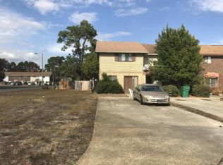 242 Kathy Ct, Mary Esther, FL 32569