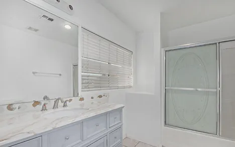 4831 N 93rd Dr — Photo 3