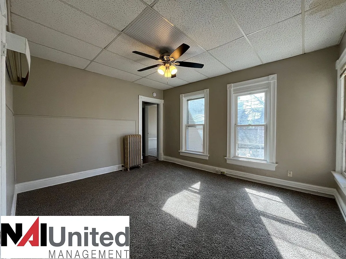 Building Photo - 1524 Grandview Blvd