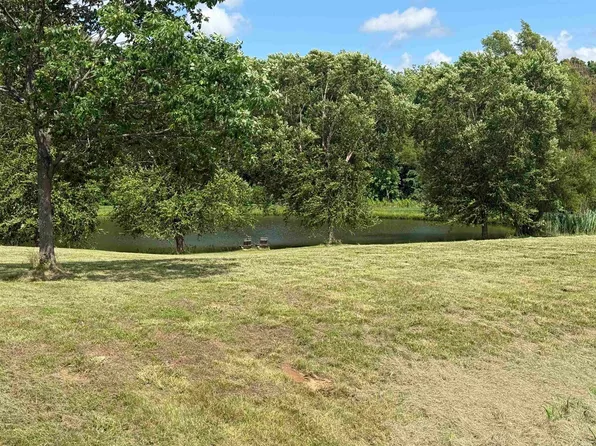 5900 Serenity Dr, Mount Vernon, IN 47620