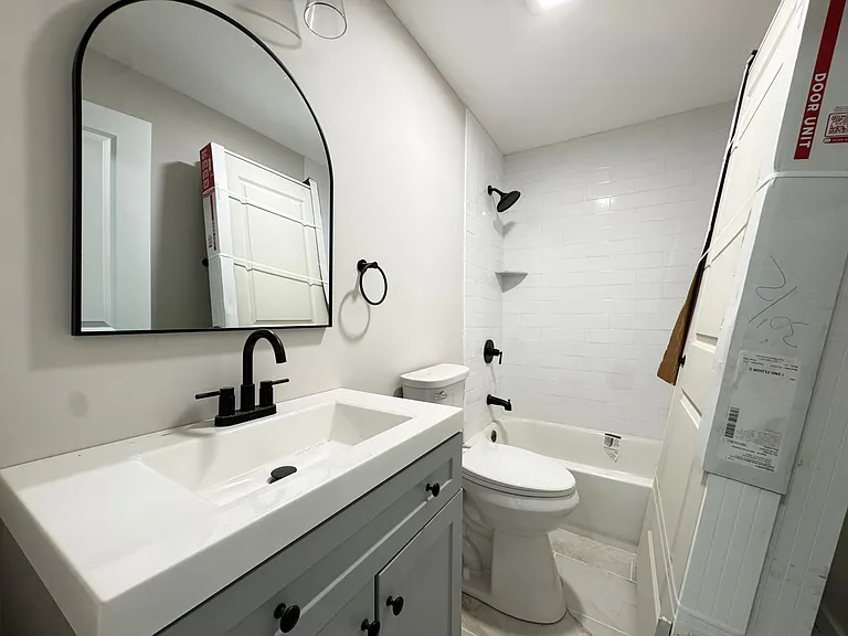 358 Campbell Ave — Photo 21