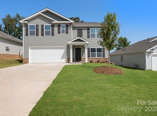 24 Byron Park Rd, Clyde, NC 28721