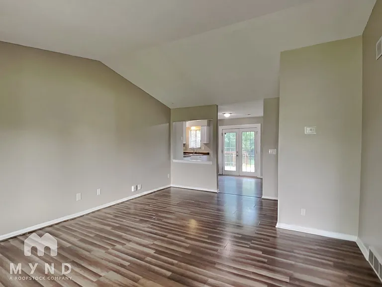 3035 Falcon Bridge Dr — Photo 5