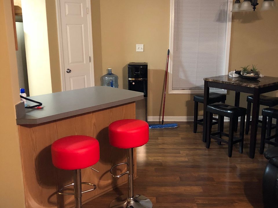 1st image of 52 Madie Ln