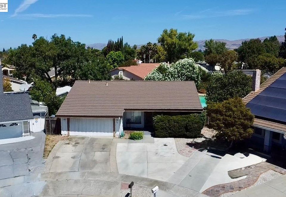 1st image of 1107 Yerba Buena Rd
