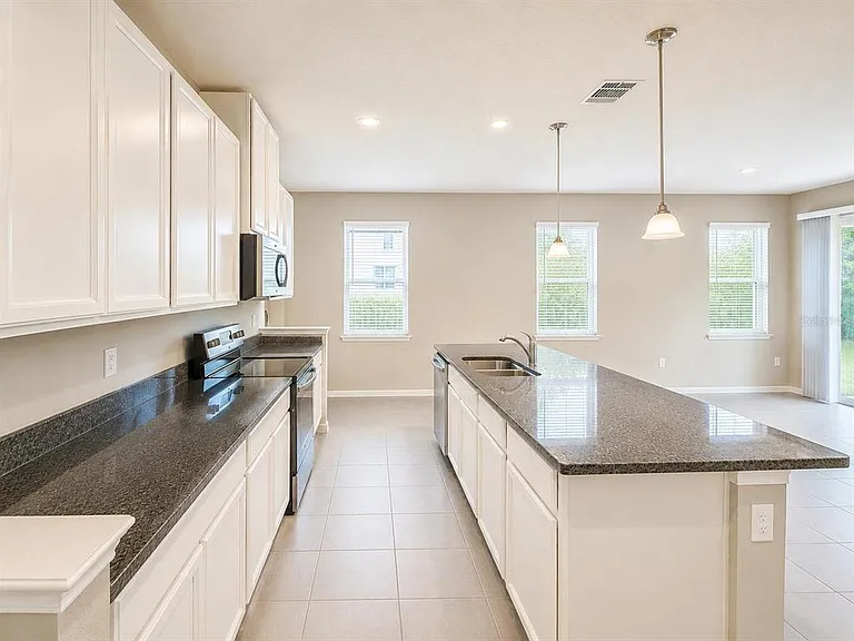 2618 Pleasant Cypress Cir — Photo 8
