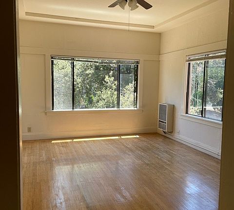 2nd image of 611 W Grand Ave APT 8