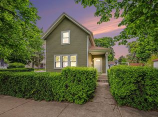 831 2nd St NW, Grand Rapids, MI 49504