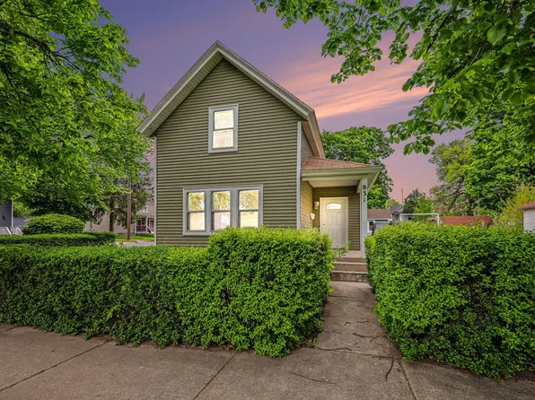 831 2nd St NW, Grand Rapids, MI 49504