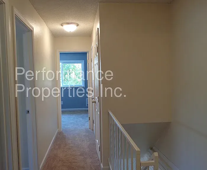 3126 NE 16th St — Photo 7