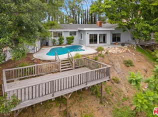 2526 Briarcrest Rd, Beverly Hills, CA 90210