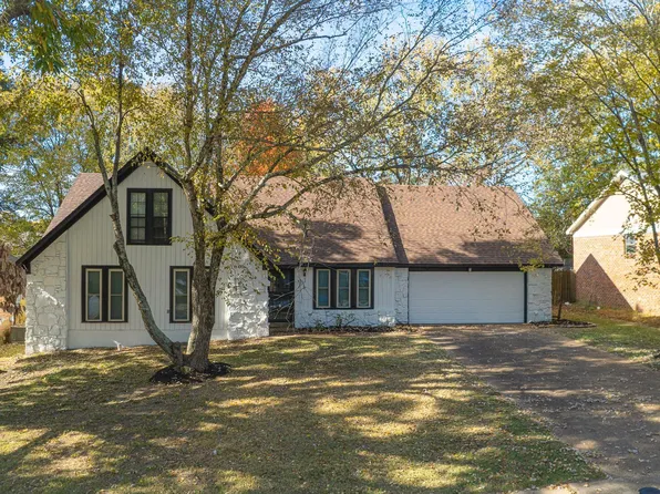 4515 Stony Point Dr, Memphis, TN 38141