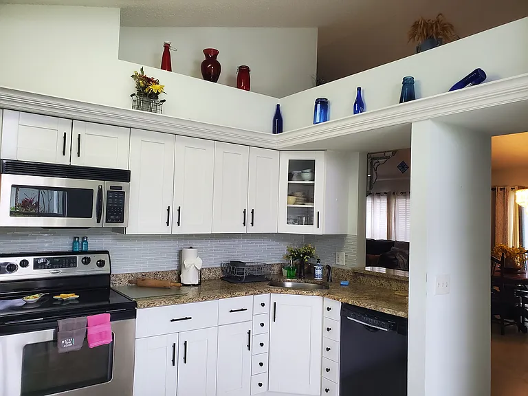 572 10th Pl — Photo 11