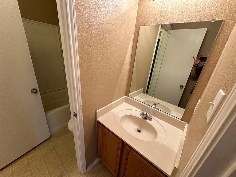 1341 Castle Ridge Rd — Photo 10