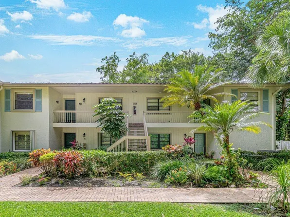 22 Westgate Lane #E, Boynton Beach, FL 33436