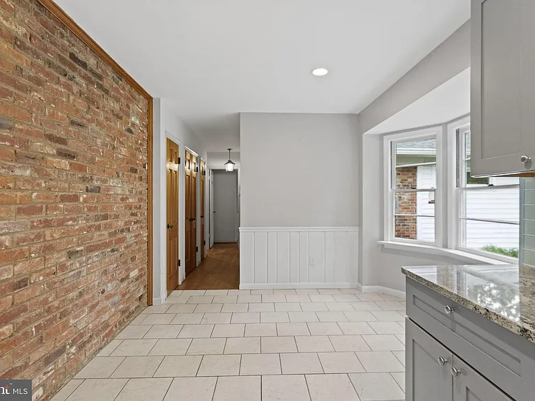 3515 Wilson St — Photo 18