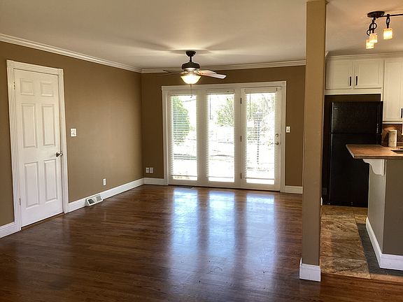 2nd image of 10630 Indiana Ave