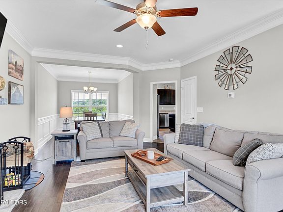 5th image of 3005 Dominion Dr