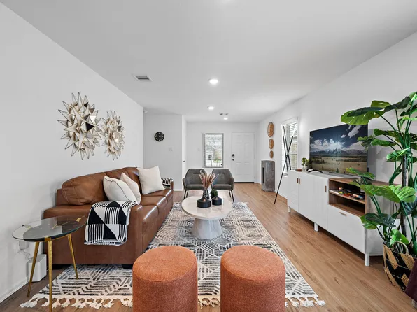 4162 Brazos Brook Trl, Baytown, TX 77521