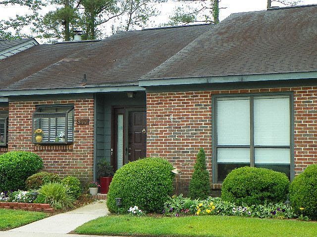 1st image of 3160 Fox Run Dr
