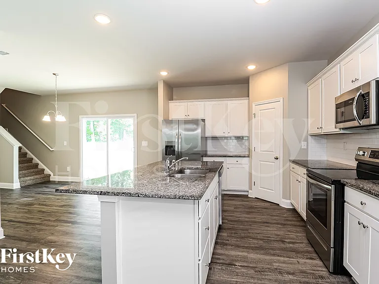 5517 Cobblestone Glen Dr — Photo 9