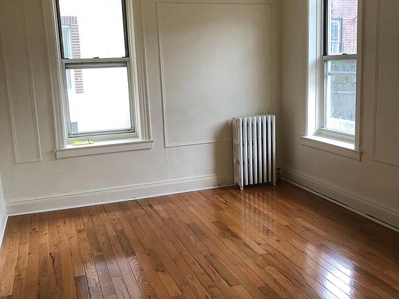 4th image of 20209 43rd Ave #A2