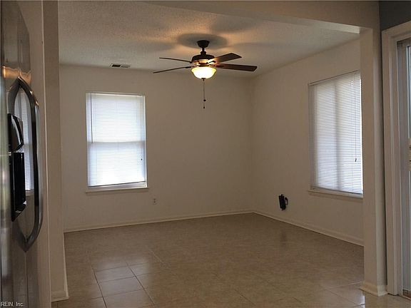 4th image of 603 Pine Bnd