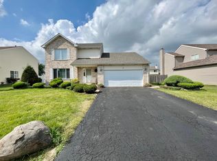 2 Raven Ct, Bolingbrook, IL 60490