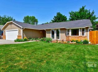 5210 W Ellens Ferry Ct, Boise, ID 83703