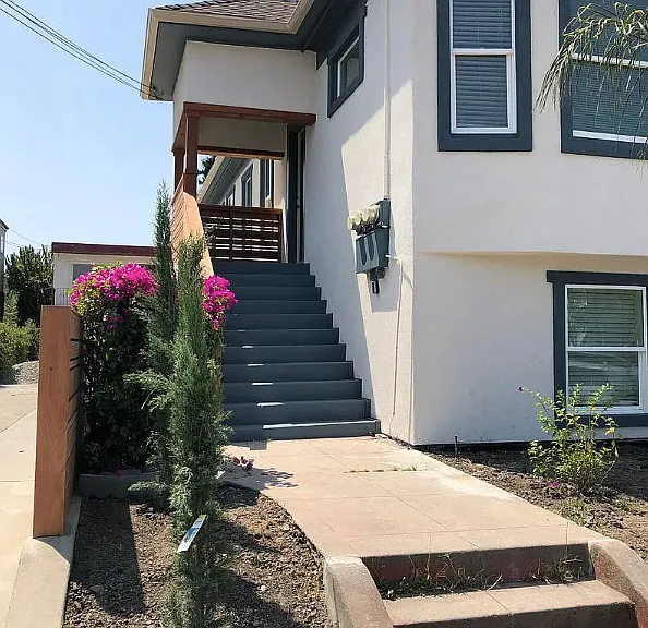 1628-30 Tyler Street — Photo 10