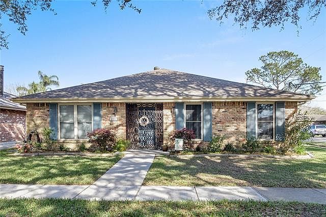 1st image of 1101 Houma Blvd