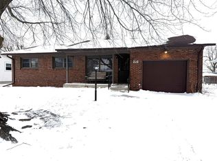210 Palmer St, Marshalltown, IA 50158