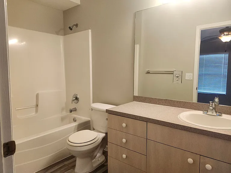 527 Hancock Bridge Pkwy — Photo 13