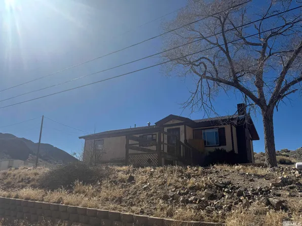 111 Magnolia Ave, Tonopah, NV 89049