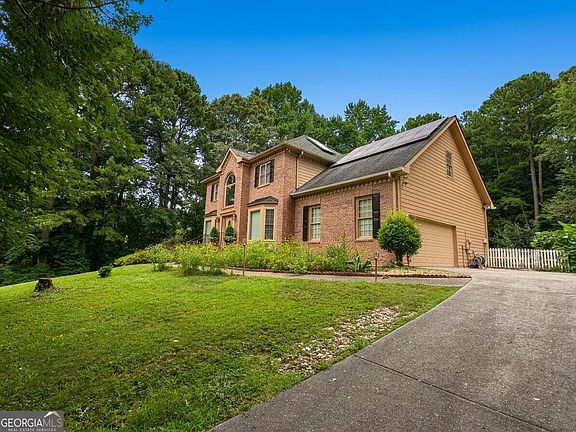 2nd image of 2365 Friars Gate Dr
