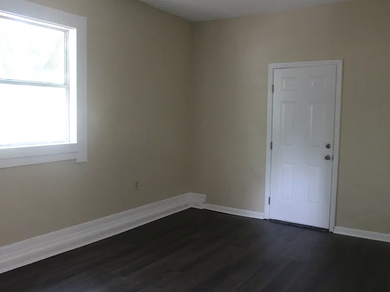 2523 Beachview Dr — Photo 6