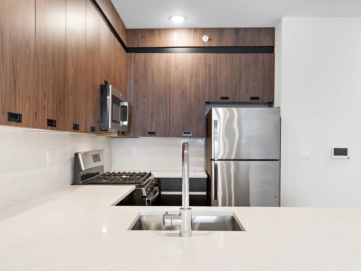 1 bed, 1.0 bath, 780 sqft, $2,625 — Photo 4