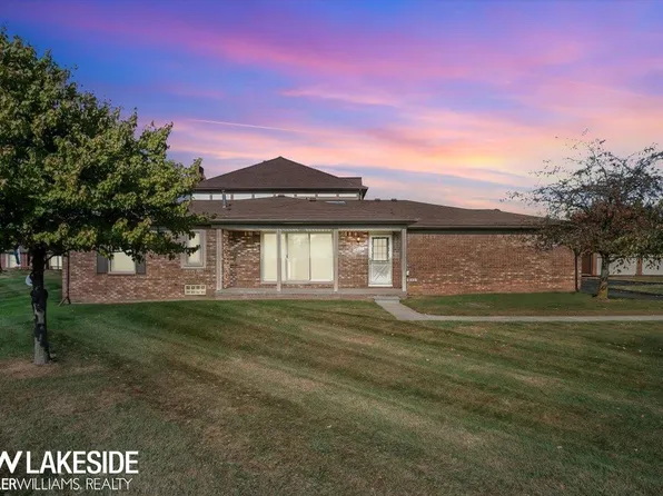49211 Freedom Ct, Shelby Township, MI 48315