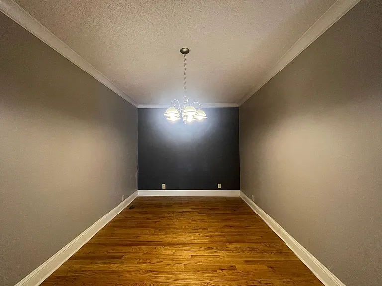 175 Corbin Ave — Photo 8