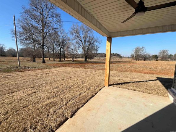 1032 Highway 300, Houston, AR 72070