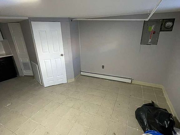3rd image of 144 4th Ave #1B