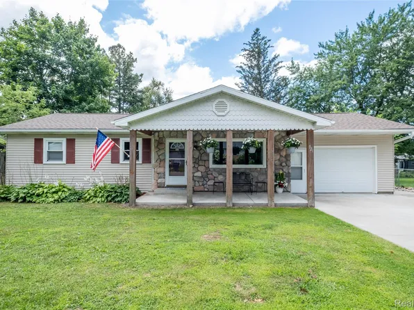 721 Richard St, Vassar, MI 48768