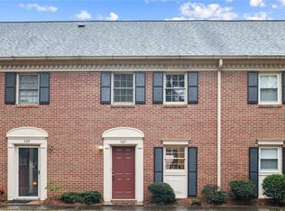 587 Wedgewood Dr, Alpharetta, GA 30009